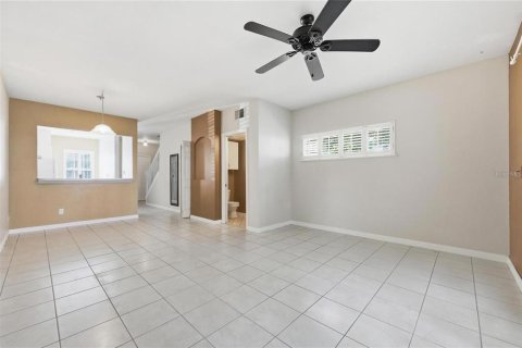 Touwnhouse à louer à Orlando, Floride: 2 chambres, 97.83 m2 № 2411517 - photo 10