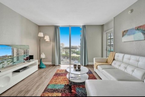 Condominio en venta en Hollywood, Florida, 2 dormitorios, 108.97 m2 № 1937858 - foto 4