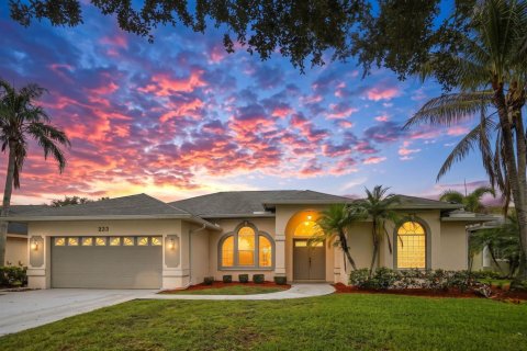 Villa ou maison à Port St. Lucie, Floride 3 chambres, 197.79 m2 № 2401392