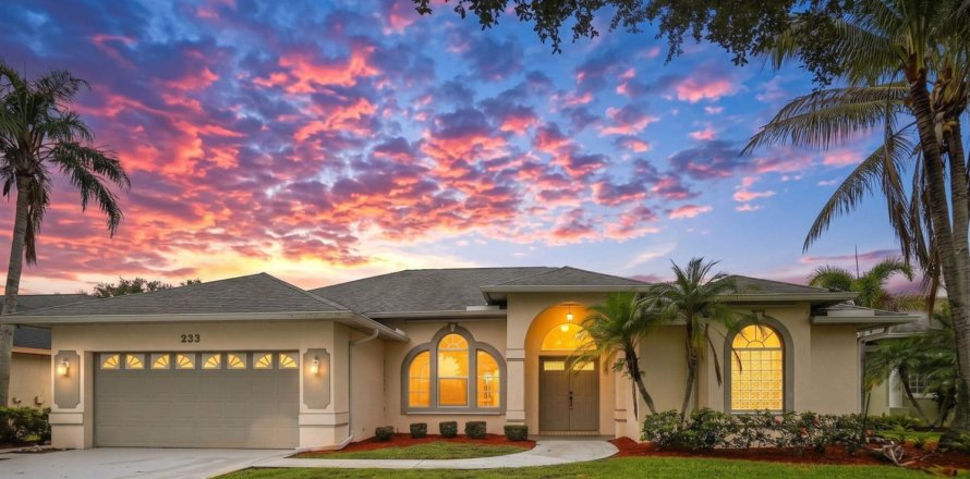 Villa ou maison à Port St. Lucie, Floride 3 chambres, 197.79 m2 № 2401392