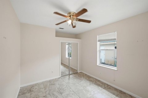 Villa ou maison à vendre à Port St. Lucie, Floride: 3 chambres, 197.79 m2 № 2401392 - photo 27