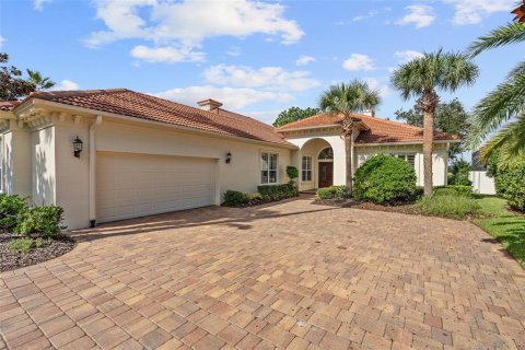 House in Saint Augustine, Florida 4 bedrooms, 301.1 sq.m. № 1913208 - photo 3