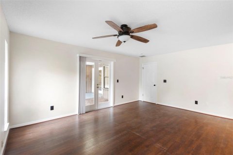 House in Apopka, Florida 4 bedrooms, 196.77 sq.m. № 1898612 - photo 22