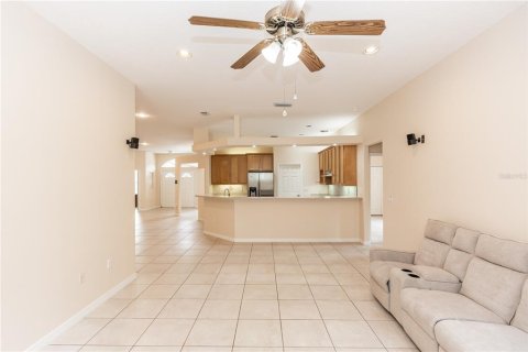 House in Orlando, Florida 4 bedrooms, 256.69 sq.m. № 1593166 - photo 21
