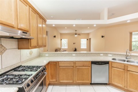 House in Orlando, Florida 4 bedrooms, 256.69 sq.m. № 1593166 - photo 15