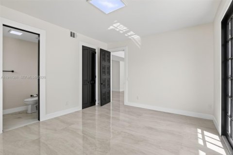 Villa ou maison à vendre à Plantation, Floride: 6 chambres, 365.11 m2 № 1977067 - photo 25