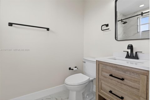 Villa ou maison à vendre à Plantation, Floride: 6 chambres, 365.11 m2 № 1977067 - photo 27