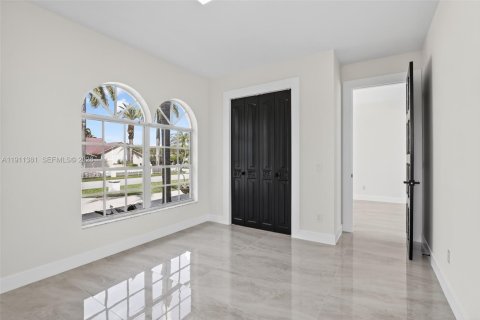 Villa ou maison à vendre à Plantation, Floride: 6 chambres, 365.11 m2 № 1977067 - photo 29