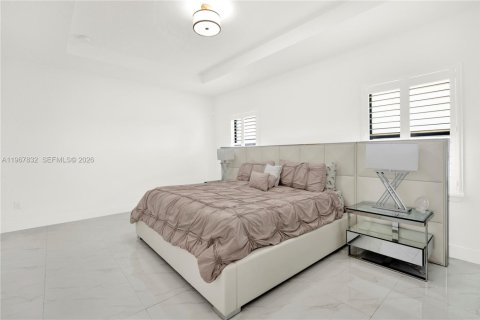 Villa ou maison à vendre à Miami, Floride: 5 chambres, 264.31 m2 № 2080461 - photo 27