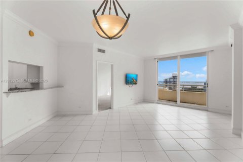 Copropriété à louer à Miami, Floride: 1 chambre, 72.46 m2 № 2075725 - photo 5