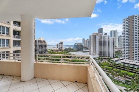 Copropriété à louer à Miami, Floride: 1 chambre, 72.46 m2 № 2075725 - photo 2