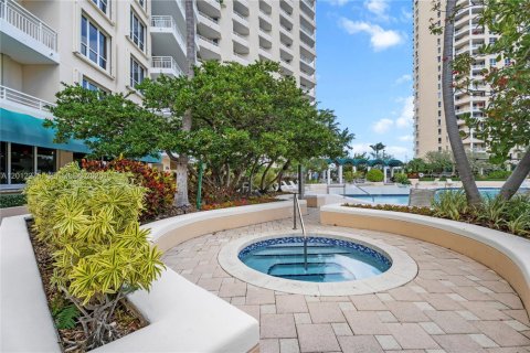 Copropriété à louer à Miami, Floride: 1 chambre, 72.46 m2 № 2075725 - photo 13