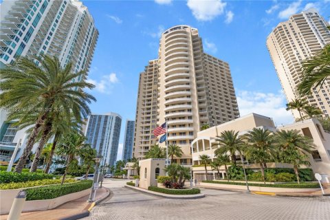 Copropriété à louer à Miami, Floride: 1 chambre, 72.46 m2 № 2075725 - photo 25