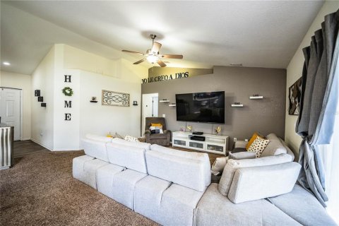 Casa en venta en Mulberry, Florida, 4 dormitorios, 168.71 m2 № 1903002 - foto 3