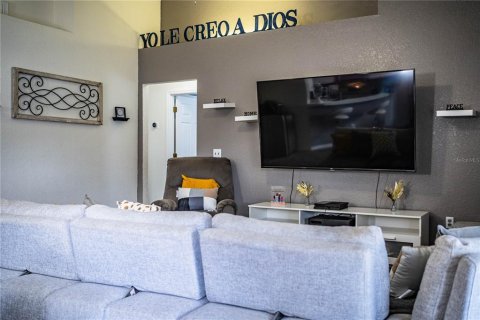 Casa en venta en Mulberry, Florida, 4 dormitorios, 168.71 m2 № 1903002 - foto 8