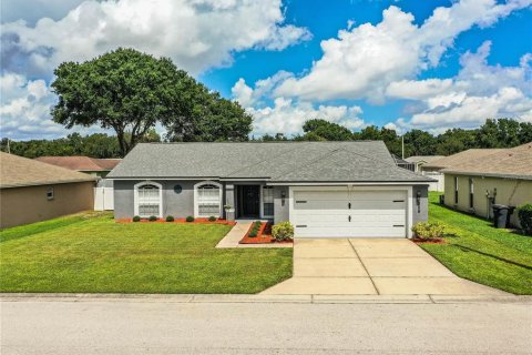 Casa en venta en Mulberry, Florida, 4 dormitorios, 168.71 m2 № 1903002 - foto 1