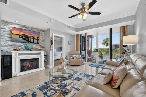 Condo in Palm Coast, Florida, 2 bedrooms № 2222195 - photo 17