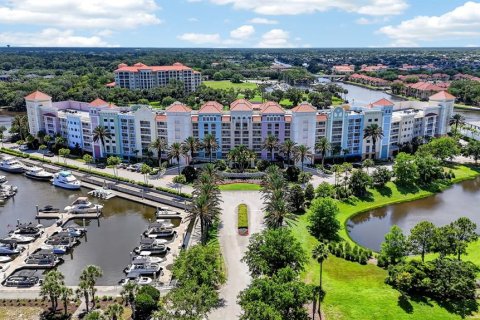 Condo in Palm Coast, Florida, 2 bedrooms № 2222195 - photo 5