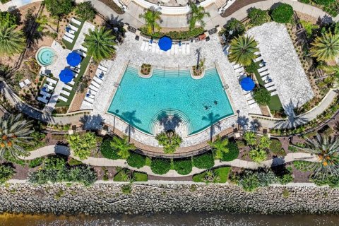 Condo in Palm Coast, Florida, 2 bedrooms № 2222195 - photo 4
