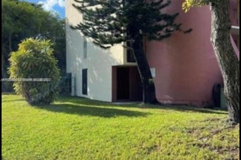 Apartamento en alquiler en Miami, Florida, 2 dormitorios, 110.93 m2 № 1987859 - foto 14