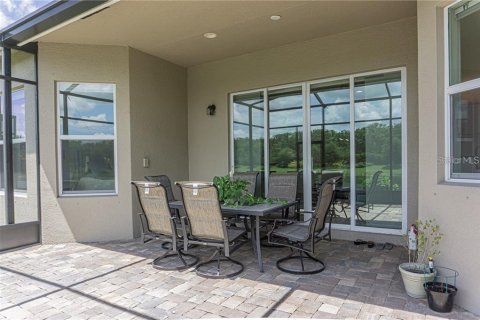 House in Wimauma, Florida 4 bedrooms, 229.47 sq.m. № 2230275 - photo 27