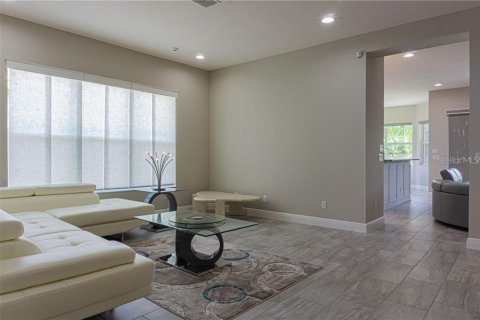 House in Wimauma, Florida 4 bedrooms, 229.47 sq.m. № 2230275 - photo 6