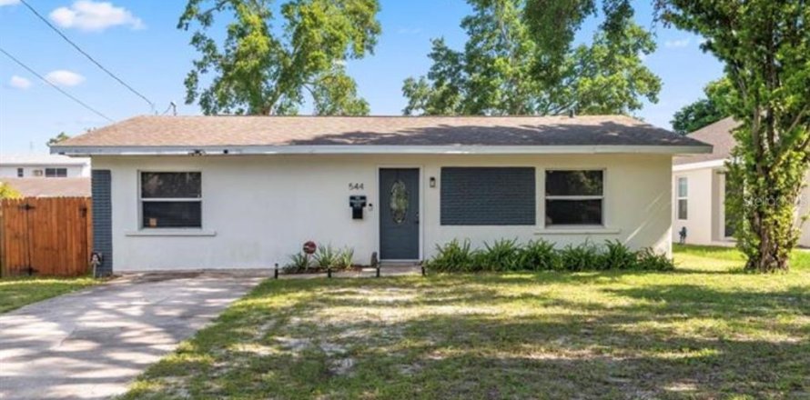 Casa en Winter Haven, Florida 3 dormitorios, 111.48 m2 № 1899472