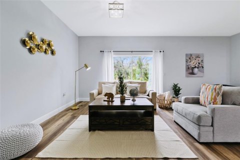 Casa en venta en Port Charlotte, Florida, 4 dormitorios, 151.99 m2 № 1757130 - foto 15