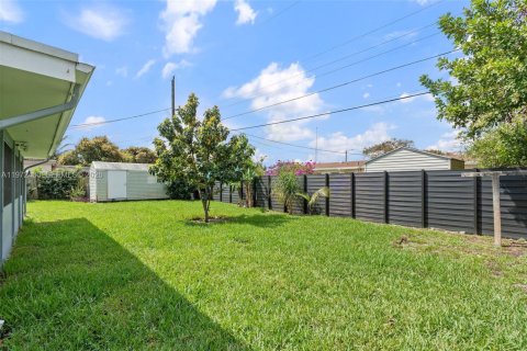 Casa en alquiler en Hollywood, Florida, 3 dormitorios, 100.33 m2 № 2047219 - foto 25