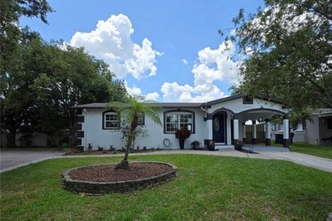 Villa ou maison à vendre à Dade City, Floride: 4 chambres, 111.11 m2 № 2296725 - photo 2