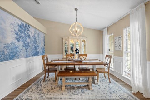 Villa ou maison à vendre à Orange Park, Floride: 4 chambres, 193.24 m2 № 2390880 - photo 6
