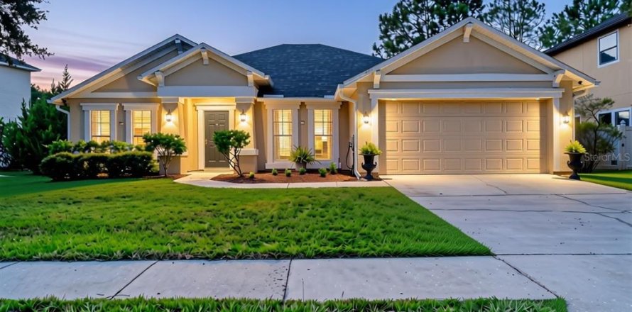 Villa ou maison à Orange Park, Floride 4 chambres, 193.24 m2 № 2390880
