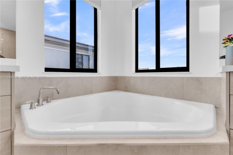 Снять в аренду виллу или дом в Паркленд, Флорида 4 спальни, 318.19м2, № 2004559 - фото 26