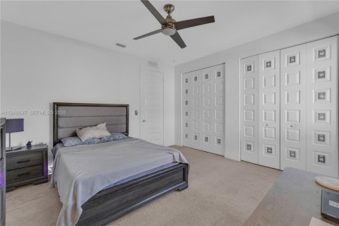 Снять в аренду виллу или дом в Паркленд, Флорида 4 спальни, 318.19м2, № 2004559 - фото 18