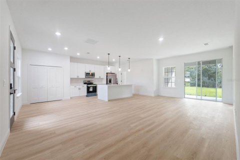 Casa en venta en Ocala, Florida, 4 dormitorios, 162.67 m2 № 1903539 - foto 10