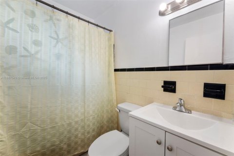Casa en venta en West Park, Florida, 3 dormitorios, 87.33 m2 № 1944269 - foto 21