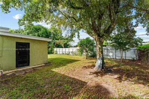 Casa en venta en West Park, Florida, 3 dormitorios, 87.33 m2 № 1944269 - foto 22