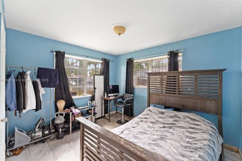 Casa en venta en West Park, Florida, 3 dormitorios, 87.33 m2 № 1944269 - foto 17