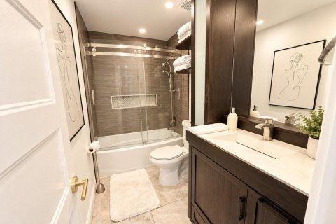 Copropriété à vendre à Sunrise, Floride: 2 chambres, 95.22 m2 № 2421415 - photo 15