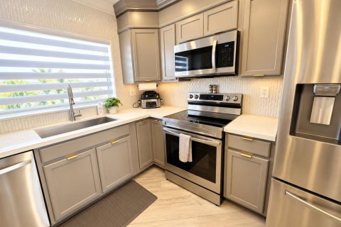 Copropriété à vendre à Sunrise, Floride: 2 chambres, 95.22 m2 № 2421415 - photo 5