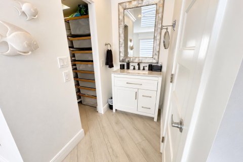 Copropriété à vendre à Sunrise, Floride: 2 chambres, 95.22 m2 № 2421415 - photo 12