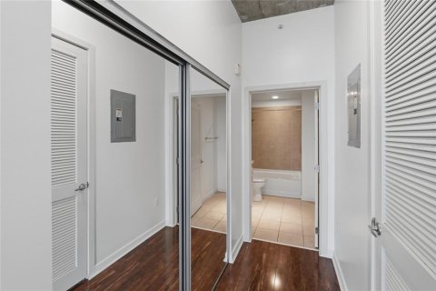 Condo in Orlando, Florida, 1 bedroom № 2209973 - photo 18