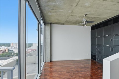 Condo in Orlando, Florida, 1 bedroom № 2209973 - photo 10