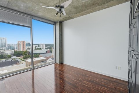 Condo in Orlando, Florida, 1 bedroom № 2209973 - photo 11