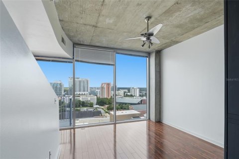 Condo in Orlando, Florida, 1 bedroom № 2209973 - photo 12