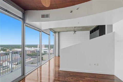 Condo in Orlando, Florida, 1 bedroom № 2209973 - photo 9