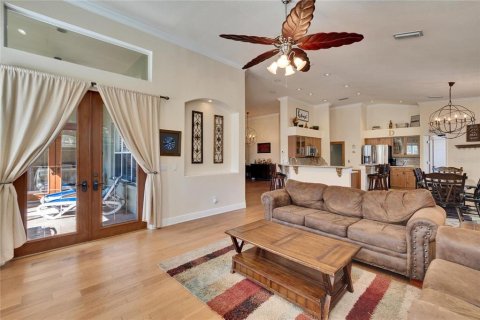 House in Valrico, Florida 3 bedrooms, 221.85 sq.m. № 1734235 - photo 26