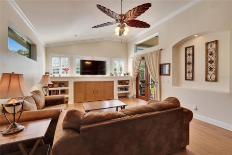 House in Valrico, Florida 3 bedrooms, 221.85 sq.m. № 1734235 - photo 23
