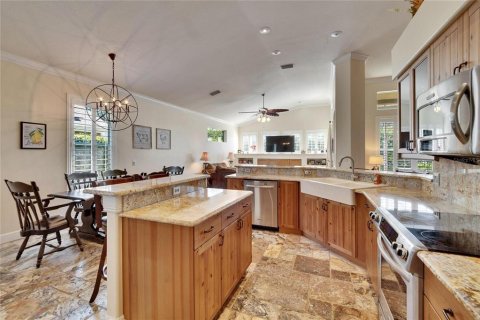 House in Valrico, Florida 3 bedrooms, 221.85 sq.m. № 1734235 - photo 16