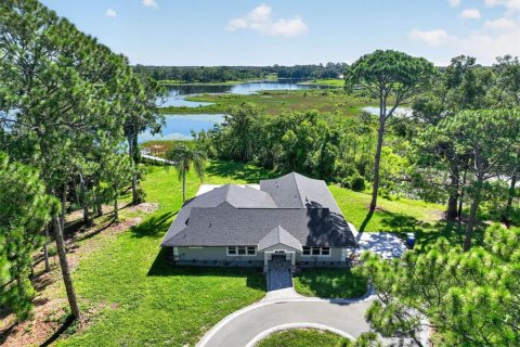 Villa ou maison à Lake Mary, Floride 4 chambres, 252.32 m2 № 2337267